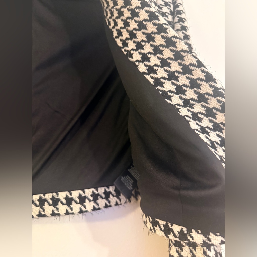 WAYF Cropped Houndstooth Blazer SIZE: SMALL - Picture 6 of 10